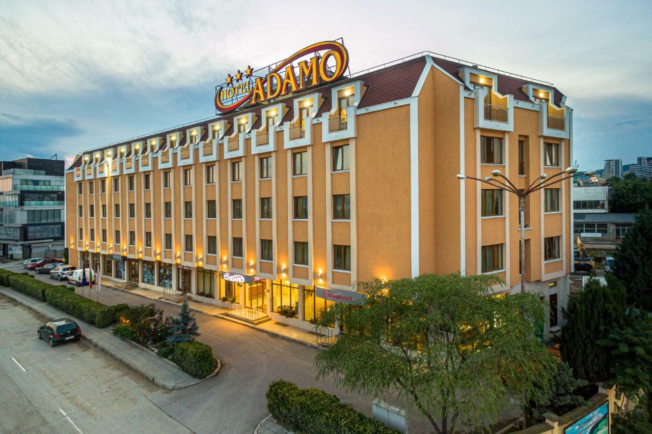 Adamo Hotel Varna Exterior foto